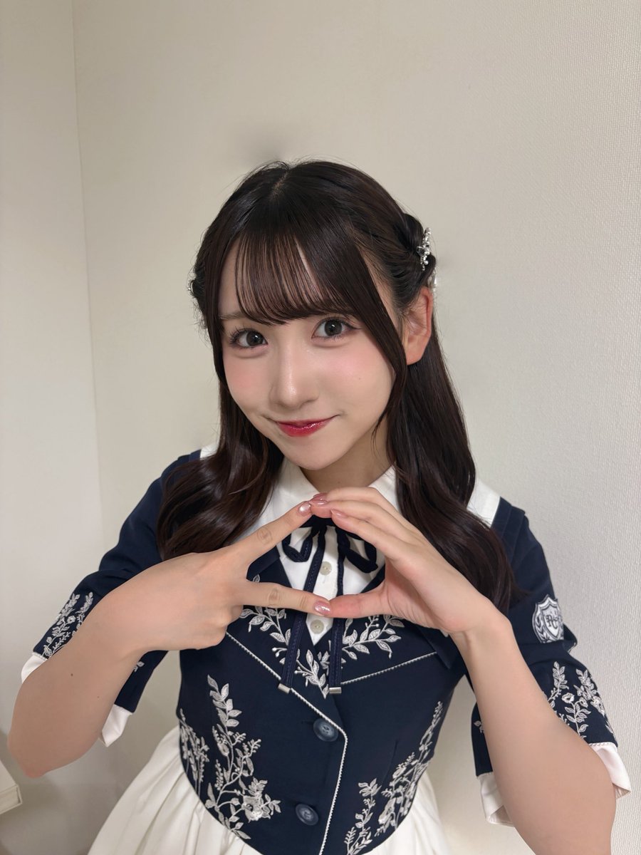 katase_manaka's tweet photo. 洗足学園音楽大学の学園祭✧︎*。
洗足学園フェスティバル2026🎶

出演させていただきました🫶🏻
ペンライトもみえたよ〜👀🩷🧡

  #MARUKADO さんとのコラボステージも
とっても楽しかったな💭

ありがとうございましたっ🙂‍↕️🤝🏻 #RainTree https://t.co/TDGuL6Inhz