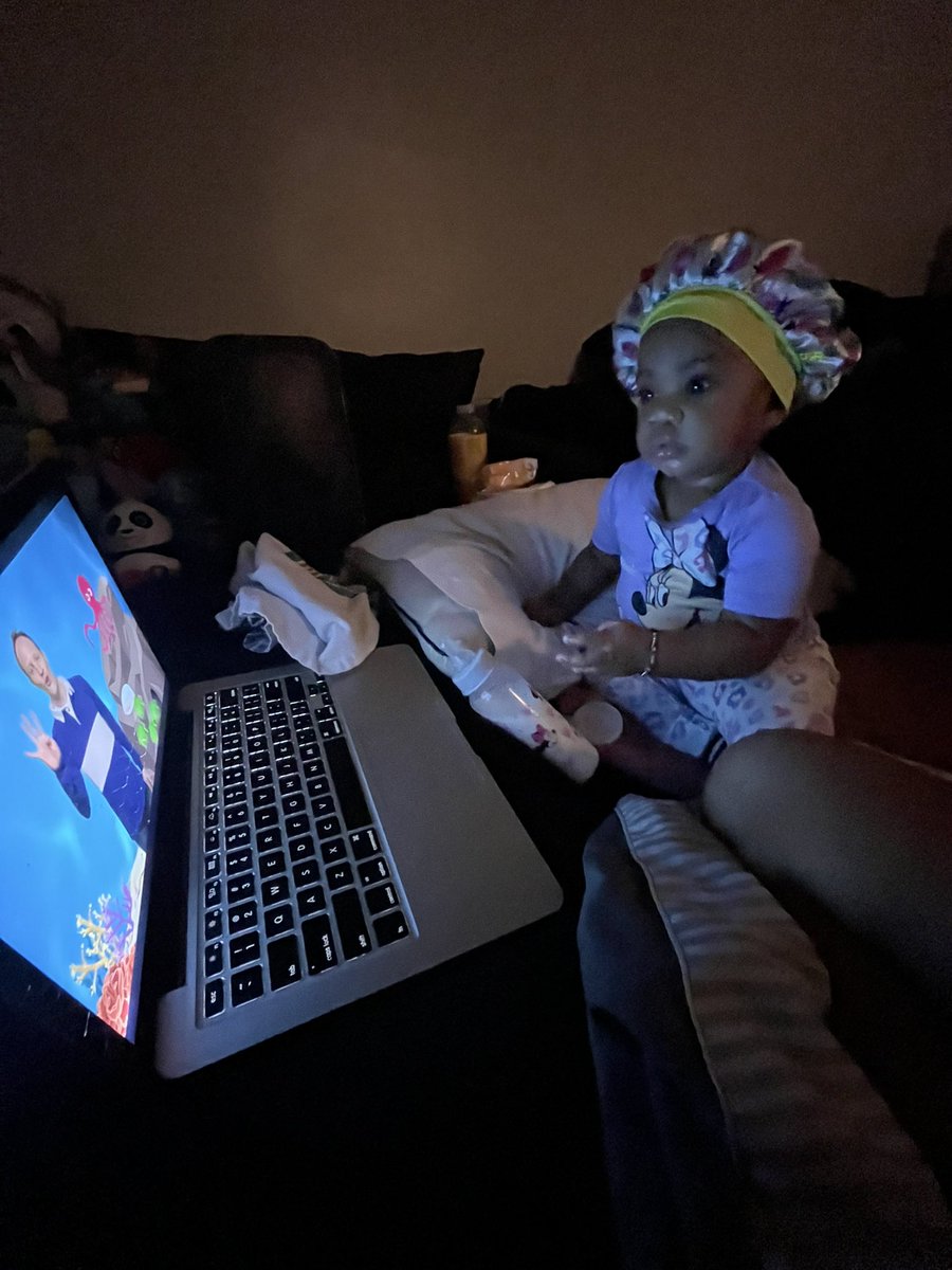 armanimonee7's tweet photo. my lil sister really my daughter ! 🥹🥹 https://t.co/t1kXJ0faBE