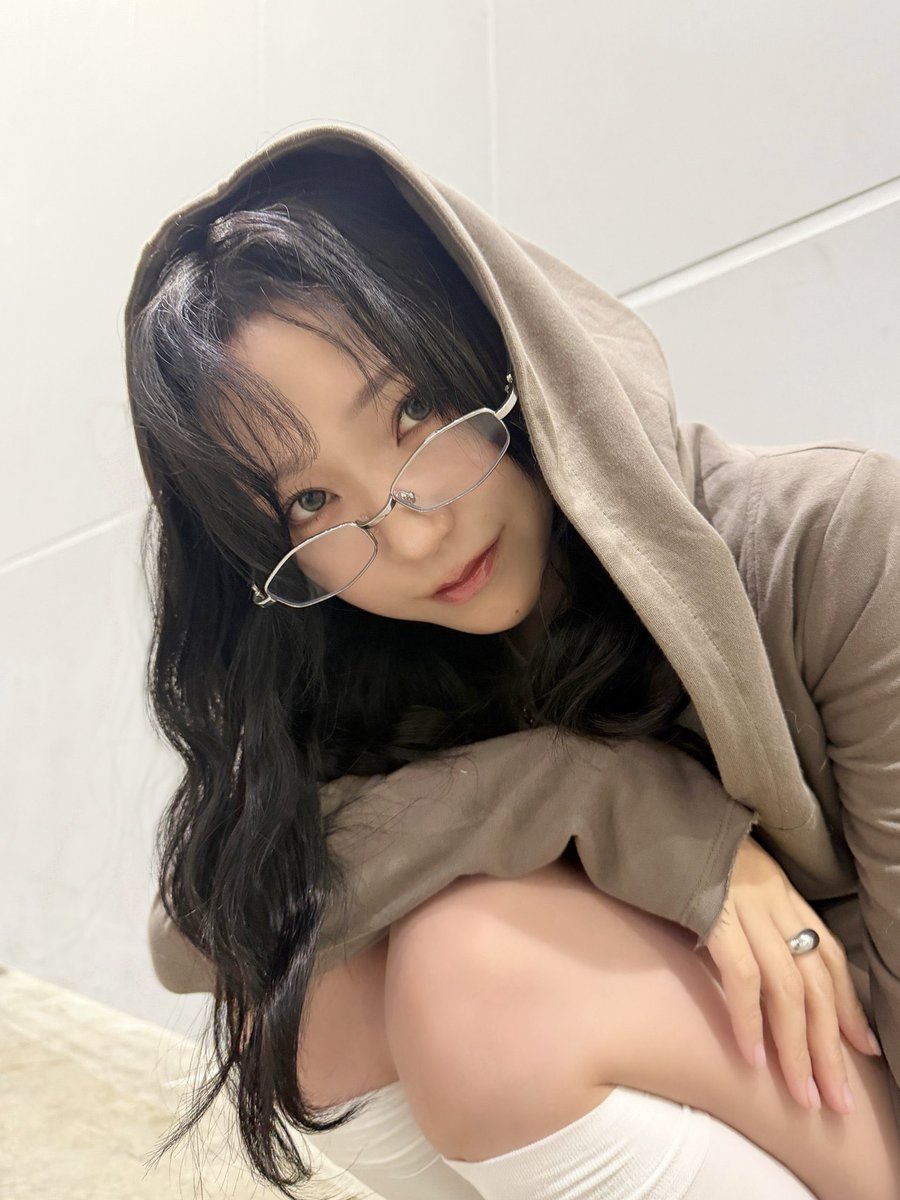 omusuvi__'s tweet photo. だってどっちもメロいもん…… https://t.co/mc0ngdIZrL