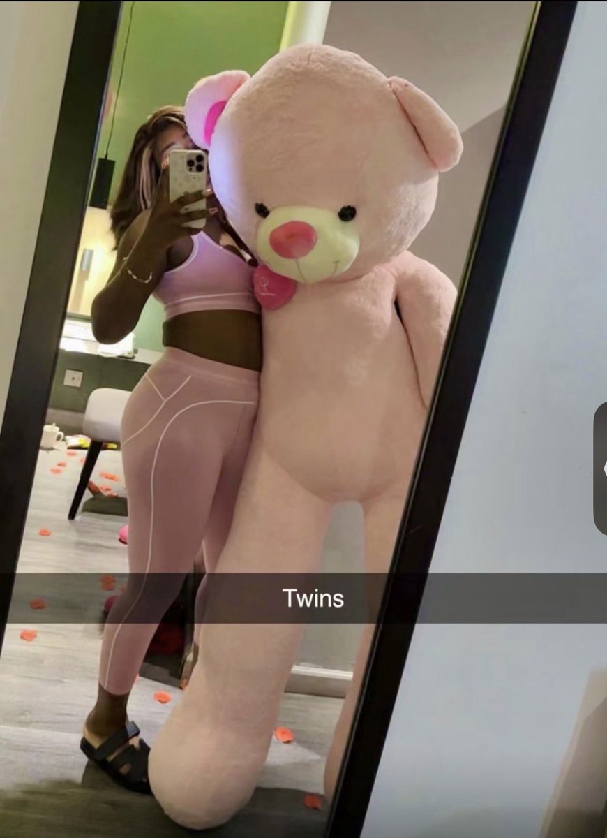 iamtemifather's tweet photo. @ShebaGamde Atleast you don see another Ricky in teddy bear , make you take dey hold your konji 🤣🤣🤣if you don dey horny use the hand inside you 

#BBNaija https://t.co/cS1fiMjVRm