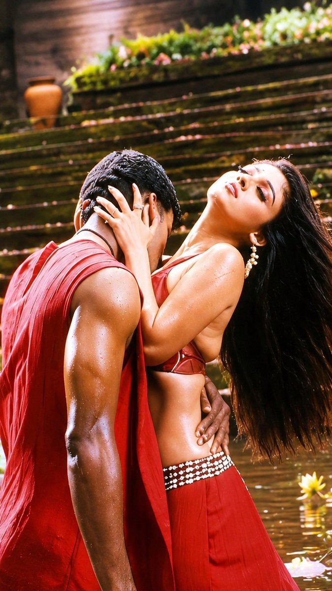 Sathyamthemovie's tweet photo. 8K version coming soon 🥵🥵🔜 https://t.co/OherwTJAaZ