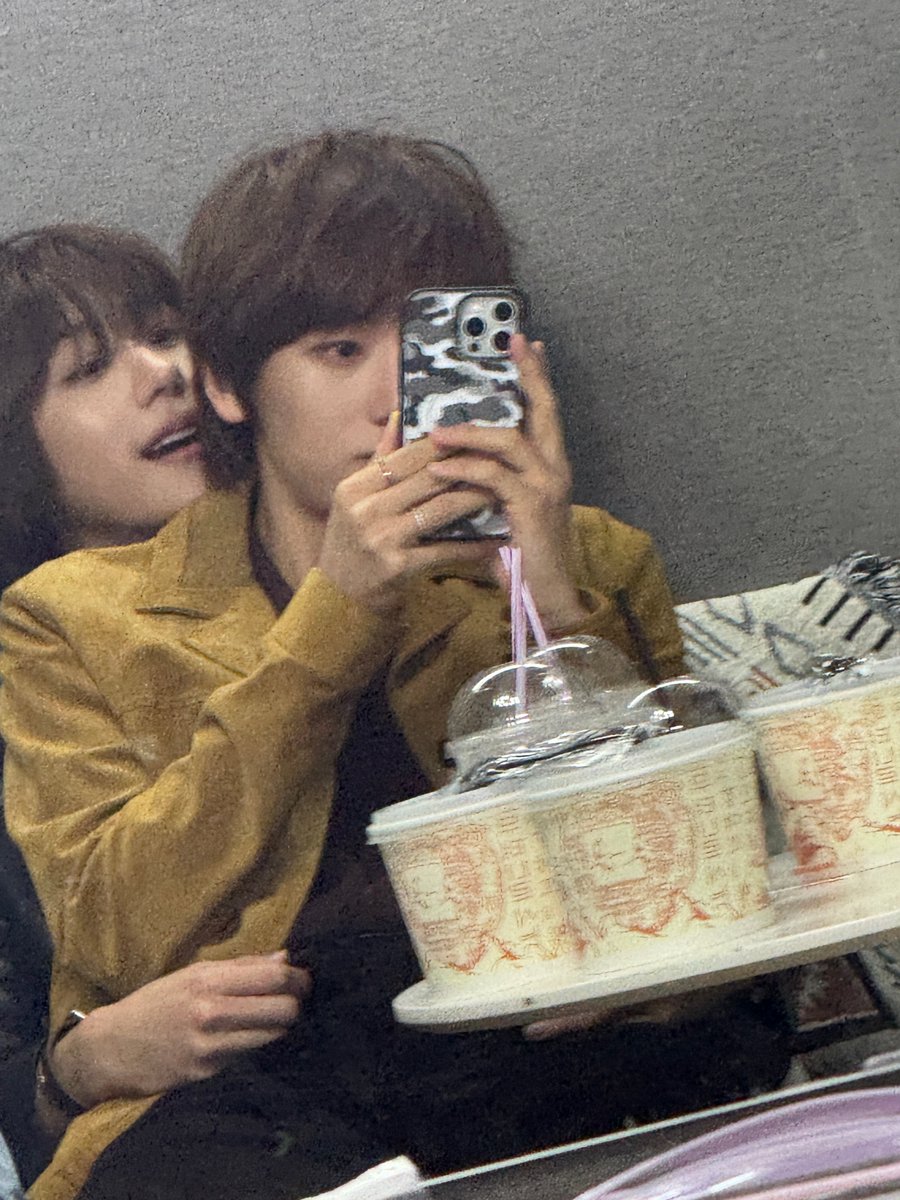 IDID_starship's tweet photo. [🌠] #박원빈_DID
내 껌딱지 생일추카해🎈🍭

#IDID #아이딧 
#PARKWONBIN #박원빈 https://t.co/49uAh6C9XY