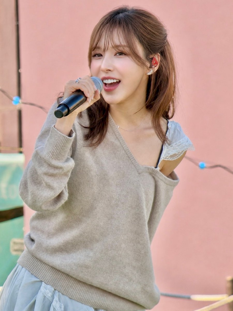 1Jan2Feb's tweet photo. 261010 2026 GHOST 페스티벌

#RedVelvet #WENDY
#레드벨벳 #웬디
#SurfinBoy #RedVelvet_SurfinBoy https://t.co/UEXWDVE4hn