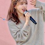 Photo by 1월2월 (@1Jan2Feb)