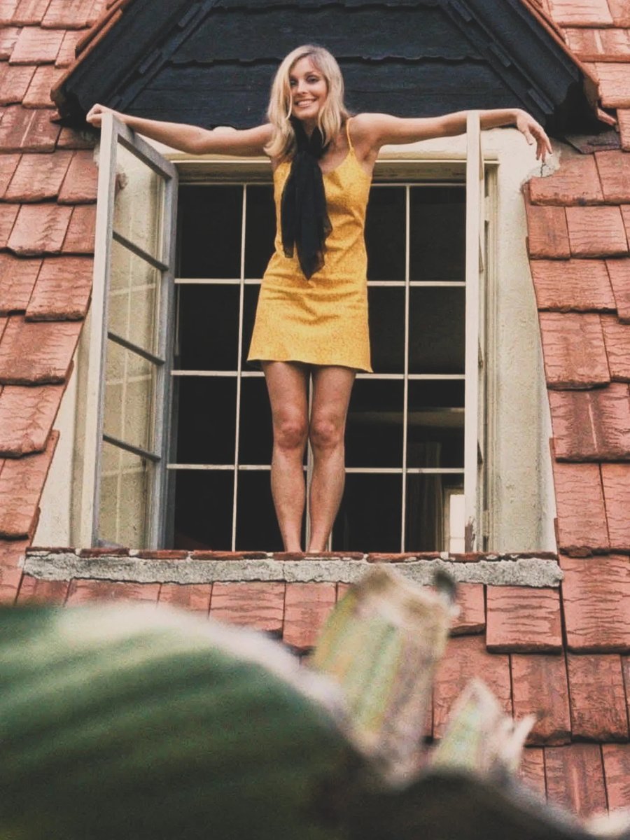 CutiesVintage's tweet photo. 💛 Sharon Tate (1943 – 1969) American actress and model

Photos taken 1967, Santa Monica 📸 https://t.co/nhFOsU4e7H