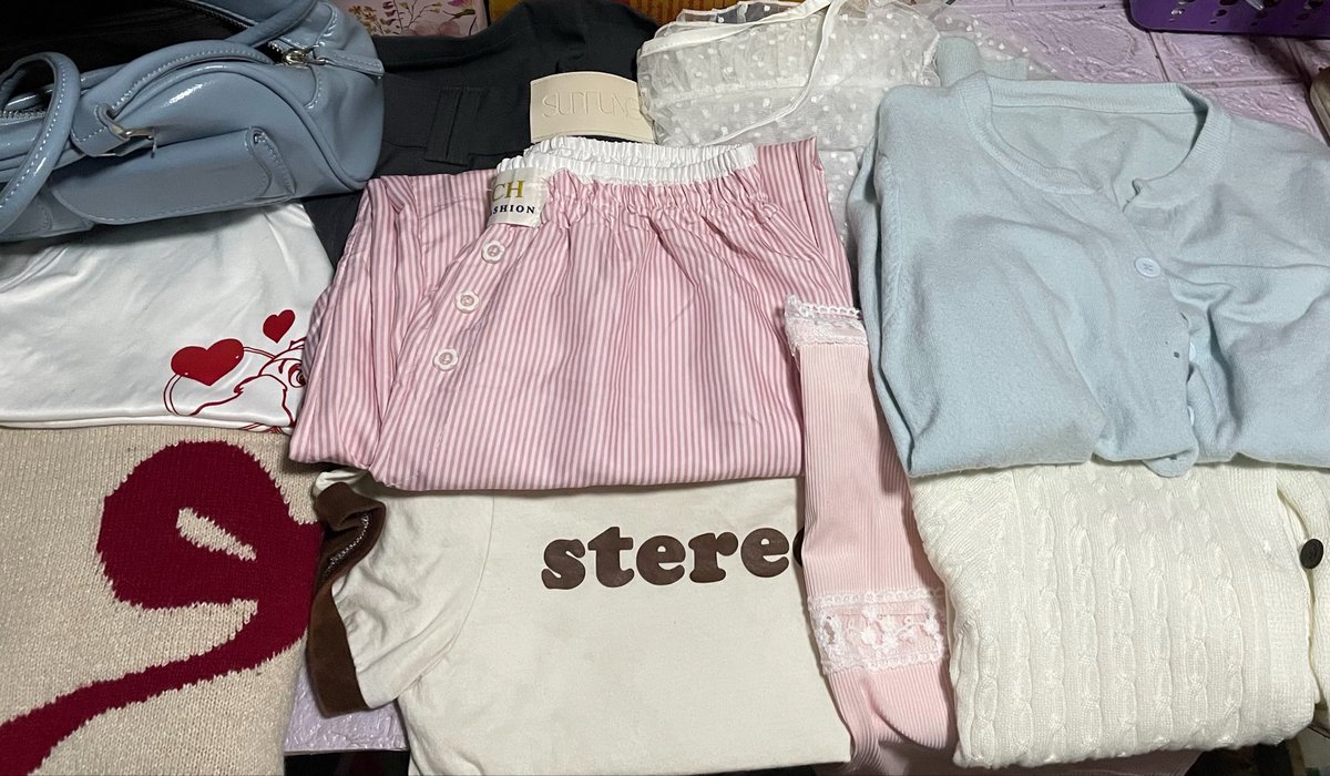 jane_jane_PB's tweet photo. ｡⋆୨୧˚ ปล่อยเสื้อผ้าราคาหลักสิบ🧺🪞

🚚 ค่าส่งเหมาๆ 45 💰
#ส่งต่อเสื้อผ้า #ส่งต่อเสื้อผ้ามือสอง #เสื้อผ้ามือสอง #เสื้อผ้ามือสองราคาถูก #ส่งต่อเสื้อผ้ามือ2 #โล๊ะตู้ #ส่งต่อ https://t.co/jLtSGqBsDK