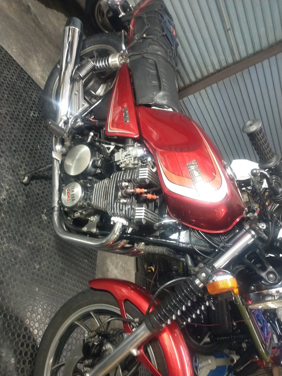 kenken5g84dn's tweet photo. こんにちは😊

明日 10月11日 日曜は、

箱根のバイカーズパラダイスで開催の 
「HONDAのCBヨンフォア 400ミーティング」に
行きます！😊

XJ750が旧車という 勝手な関連させて 見学です！
当日 チケットで 
なんとかゲット、入場してみます☺️ https://t.co/NsQp2jpFaf
