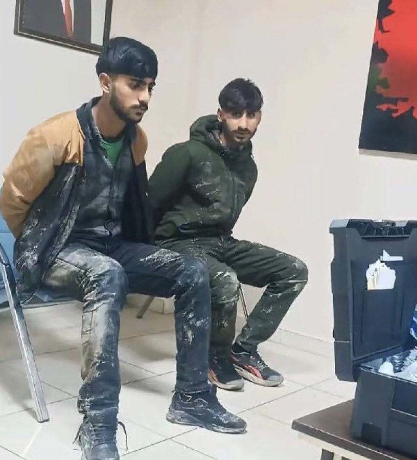 TurkWolf888's tweet photo. Kurds: "They are not Kurds in the photo. we Kurds are European and look like Swedes.."

news reports from regional agencies like Rûdaw and social media monitoring groups have identified both individuals as Kurdish construction workers. 

What will be the new cope now?😂 https://t.co/h4ptA6uopq
