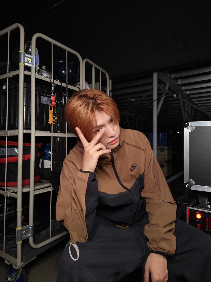 haayaatee_'s tweet photo. 一瞬のトークコーナーとミーグリありがとう https://t.co/9dJK7e4WPr