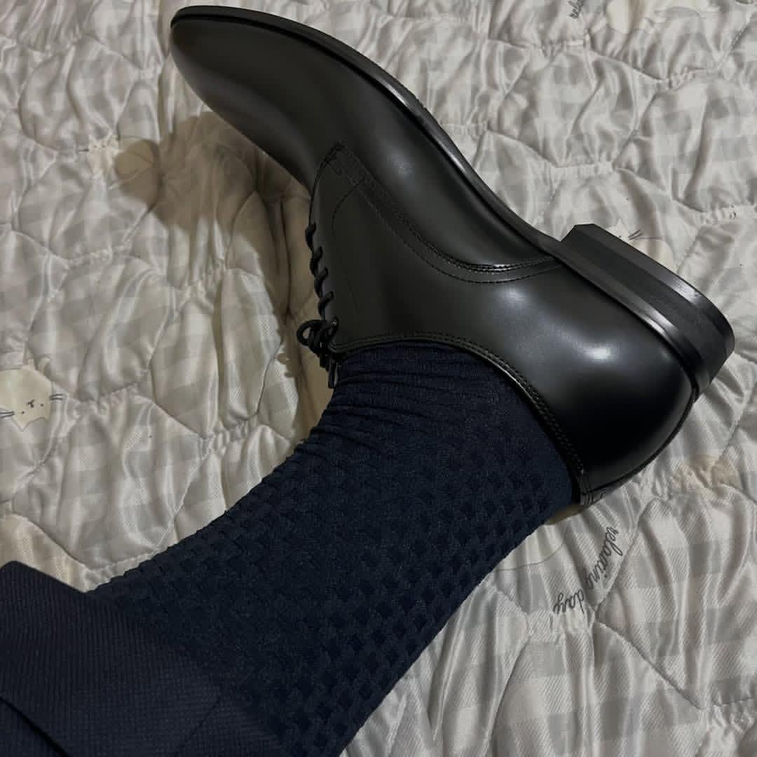 suit_tokyo's tweet photo. 璽🍬

#Tabio #タビオ #REGAL #KENFORD #Suits #suit #西裝 #西裝控 #スーツ #スーツ男子 #男士 #正装 https://t.co/ioWijPnk4G