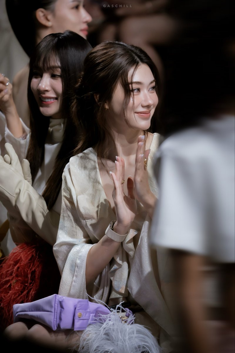 GasChill's tweet photo. เอ็นดู   :  )

LENA BIFW26 SIAM PARAGON
#SiamParagonBIFW2026xLena
#LalinaLena #ลีน่าลลินา https://t.co/4abOfgUFWw