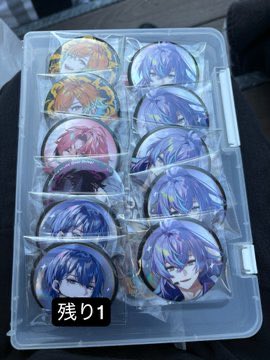 u3ztd's tweet photo. 【交換】にじさんじ MECHATU-A 1st LIVE Over Drive!  缶バッジ 交換

譲】画像1 画像2

求】缶バッジ🩷優先 チェキKVの同じ方

現在横浜駅、スカイビル手渡しor郵送or大阪手渡し https://t.co/Mt0WxvReOE