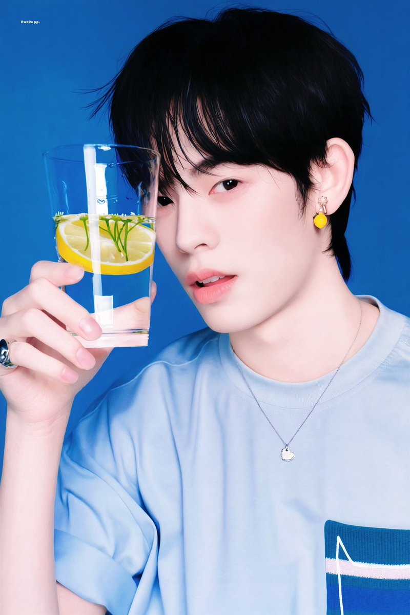 PotatoPuppyi's tweet photo. As pure as a clear spring🍋

#porsuppakarn https://t.co/Ksqs6rjvWI