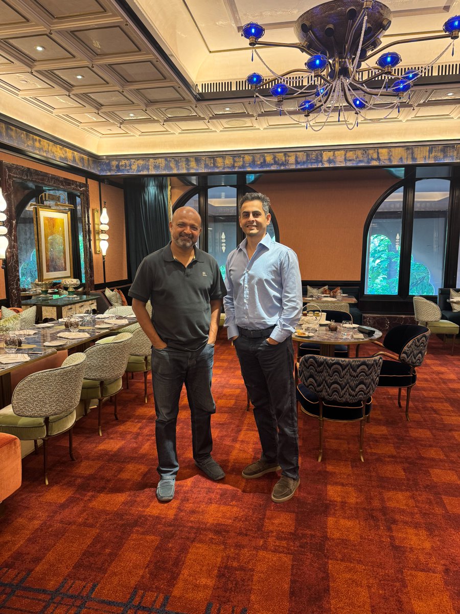 sajithpai's tweet photo. Congrats to @Manu_Chandra of @SauceVc on winning the Midas Touch award at @StartupAwardsET this year.

I think it is the first time I am hearing of someone outside the larger funds winning this; and it is incredible that Manu won it investing in consumer brands (no tech, no SaaS) and today Sauce has a track record that is the envy of everyone in venture. Love that he is also pushing the envelope with his growth vehicles.

I also got to spend some time w Manu outside of the awards - he was gracious enough to take out time to share his learnings and pov.

Once again congrats Manu on behalf of Blume, and we look forward to partnering together on an opportunity soon!