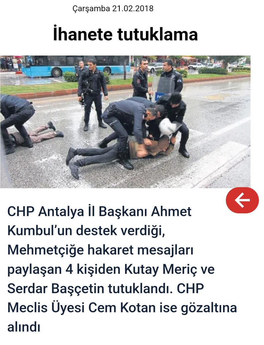 ademyildiz4232's tweet photo. @OfluErol Askere hakaret mesajı atan adam ne kadar devletçi olmuş olabilir? https://t.co/0ggC7hI8mQ