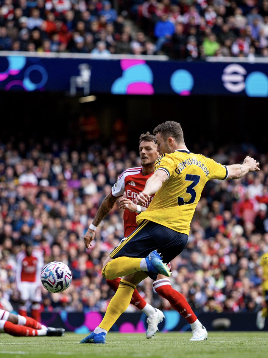 LUFC tweet picture