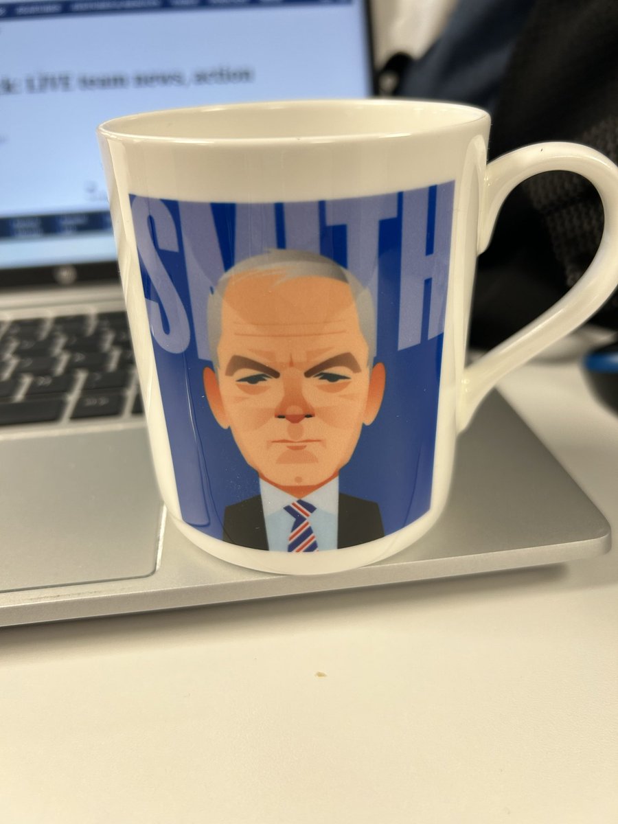 Chris_Jack89's tweet photo. Pre-match gifts from @RFC_Colin and @rfc_rydc https://t.co/3GAaZrVO4d