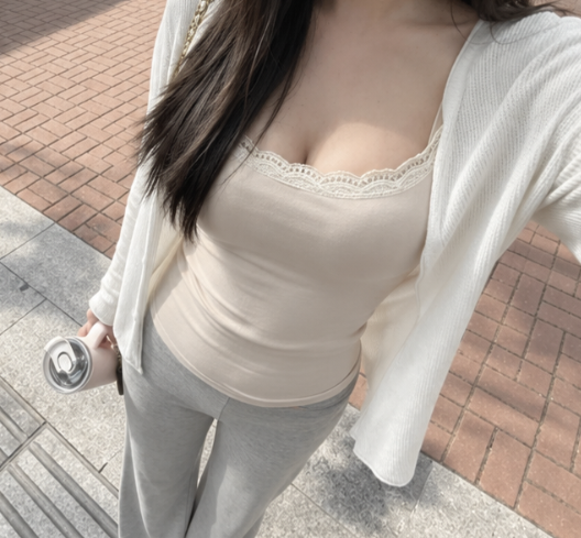 ysbcf19974215's tweet photo. 37歳のアソコ… 舐めれるって方いますか？  もしいるならDMでもいいから教えて下さい…  いないとは思うけど…😢 https://t.co/4TIi1hf2Qz
