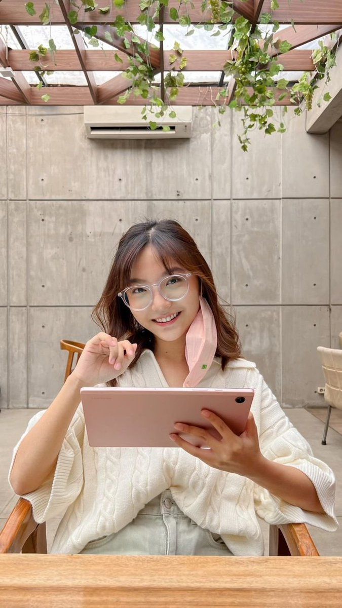 CupsnCo_SUB's tweet photo. Haloo! Dengan icel disini! Sebelum kita mulai sesi RBD ini, boleh minta pap nya? 🥺🥺🤏🏻 https://t.co/7IBSfb8gOv