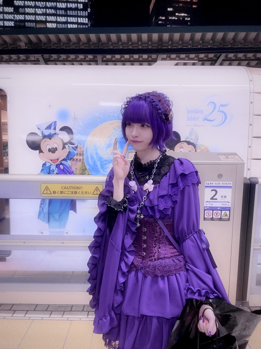 purplewitch222's tweet photo. #ディズニー新幹線 https://t.co/xphNo8yd4V