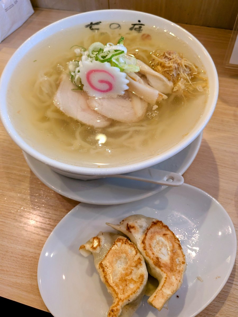 KENTIKU7777's tweet photo. 旨い佐野ラーメン。正直佐野ラーメンには懐疑的だったけど、ココは旨い。ホントに旨い。記録しておきます。＃佐野ラーメン　＃にっ田屋　＃七の庫 https://t.co/9GsA6X6T6w