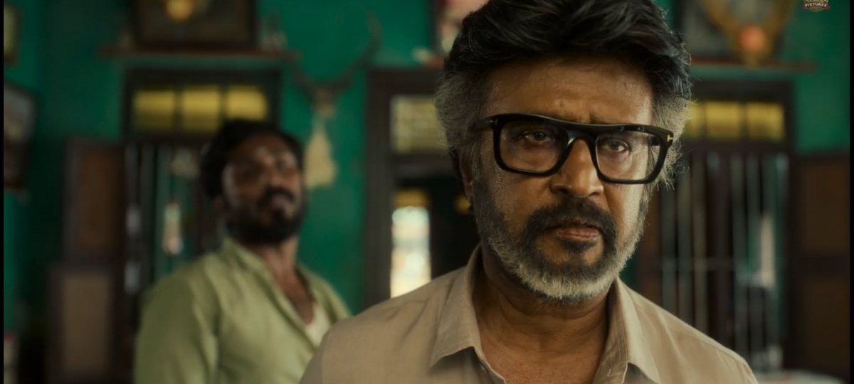 Mystic_Man12's tweet photo. Ellam ok adhenna M Pass,

"mentalan pass" this bastard is normalising this,

Idhukku poi nammalunga fire udraainga !!

#Jailer2 https://t.co/eYYACGokoe