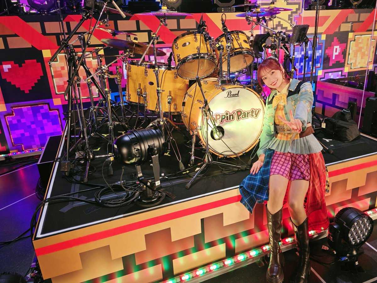 AyakaOhashi's tweet photo. 一緒にゲームを楽しんでいただけましたか？？

様々な仕掛けが盛りだくさんのライブでした🌼*･
会場の熱気もすごくて、
首から下は滝汗でした！！笑

またみんなで楽しみましょう♪♪(あやか)

#バンドリ13thライブ #ポピパ_NowRoading
#バンドリ https://t.co/GL68UbgYcO