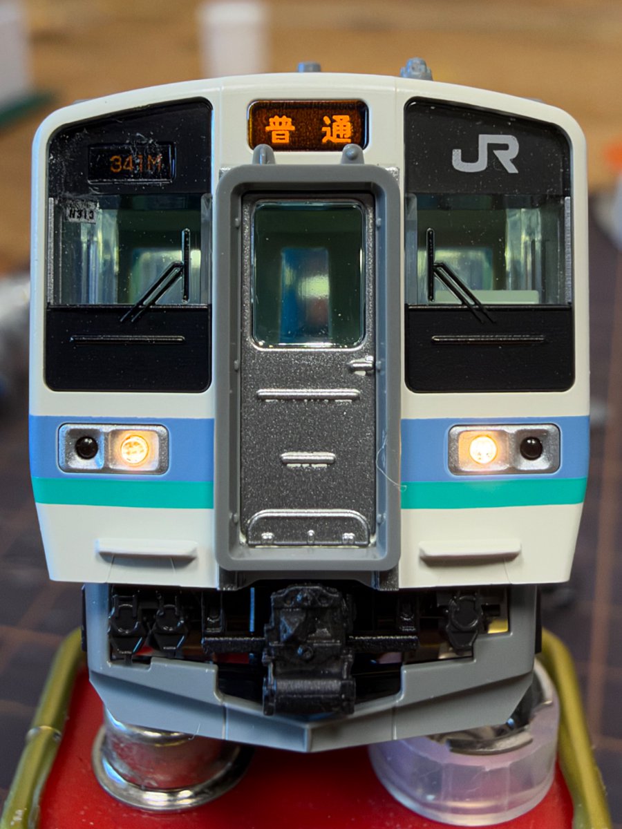 10_520f99T's tweet photo. N-DNAと小列車工房は211系の顔面をかっこよくするパーツが沢山出てますんでね。是非。

(球切れは気にしないで😇) https://t.co/YVB7ZnsXGX