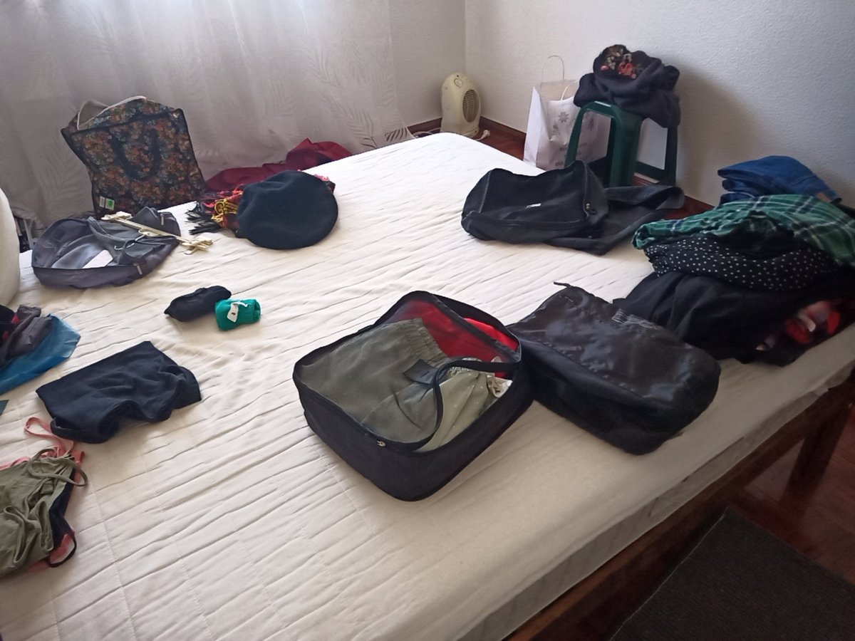 TRSimoes's tweet photo. Packing just started #onthemove #newcycle https://t.co/9YkdNdexbw