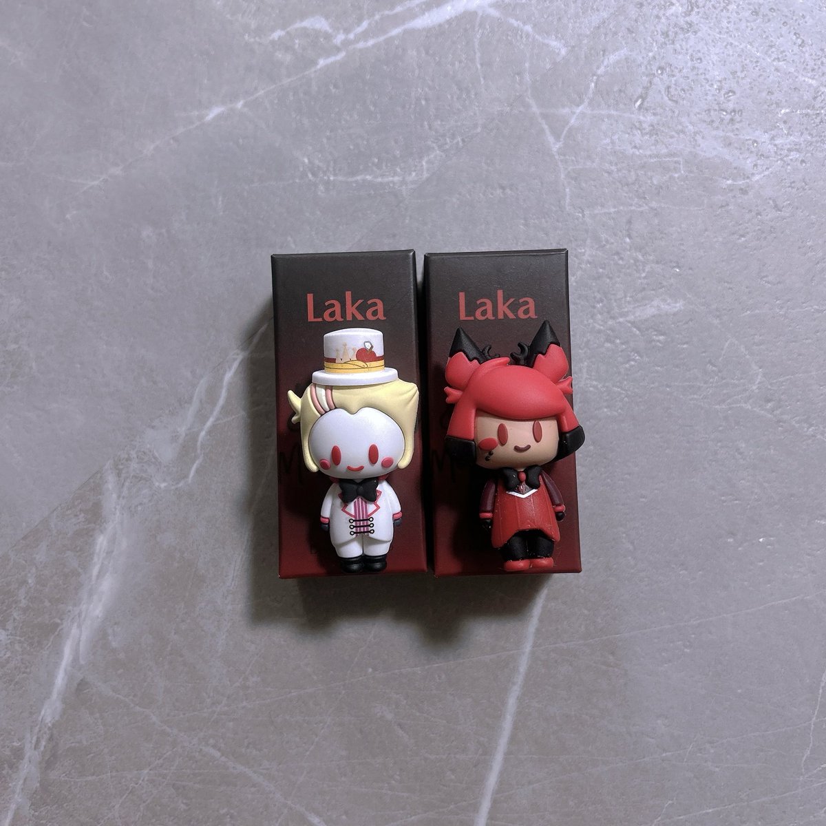 sikanuko12's tweet photo. La////ka の新作💄が個人的にめっちゃhzbnみを感じていたので先行販売買いに行ってきちゃった…！めっちゃ可愛い〜❤️🖤 https://t.co/LEtBr68dGm