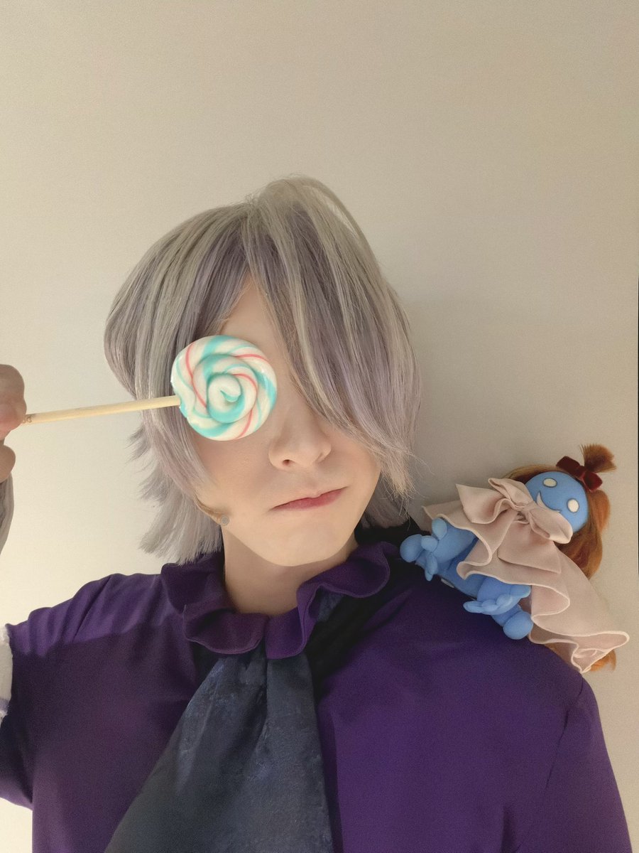 OREGA_IKKEI's tweet photo. 本日もパンミュありがとうございました。

配信も見てくれた方！楽しめたかな？

今日のキャンディーは一味違ったんだよ🍭
気づいた人〜✋？w

ちなみに私物で今お家でぺろぺろしてます😁
味は〜。いろんな味する！w

東京も残り2日！
劇場で待ってます🫰

#パンミュ https://t.co/u8LkvIXnlh
