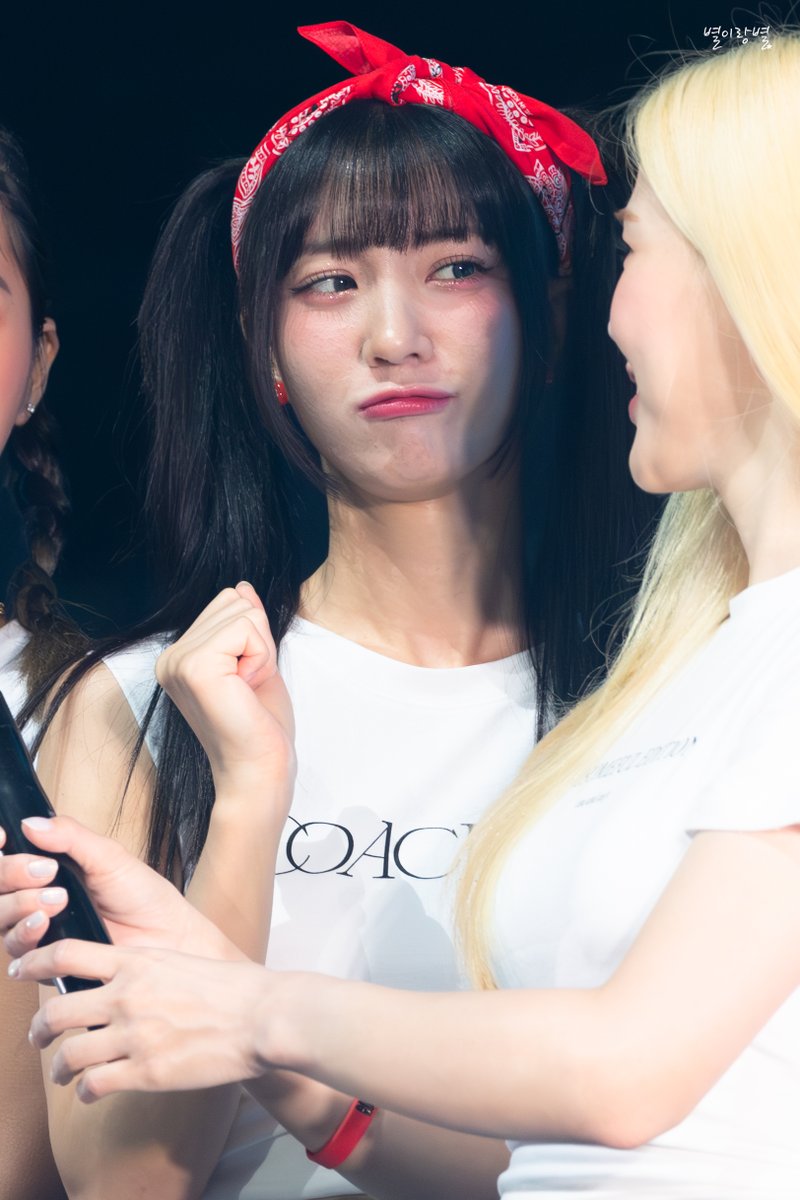 starnstar_'s tweet photo. 230716 RBW 콘서트 오마이걸 유빈

#오마이걸 #유빈 
#ohmygirl #yubin https://t.co/1xBXmeMG9A
