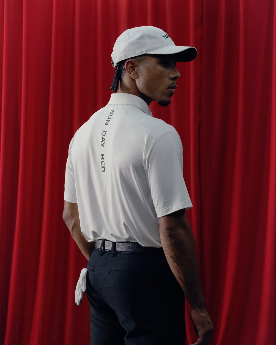 SunDayRed's tweet photo. The Stinger Polo |  Built for athletes, by athletes. Athletic Chassis. Tailored fit. Snap placket. High stretch, moisture-wicking, Anti-odor, finished with out oversized tour logo. #SunDayRed https://t.co/BcOoNkx1rQ