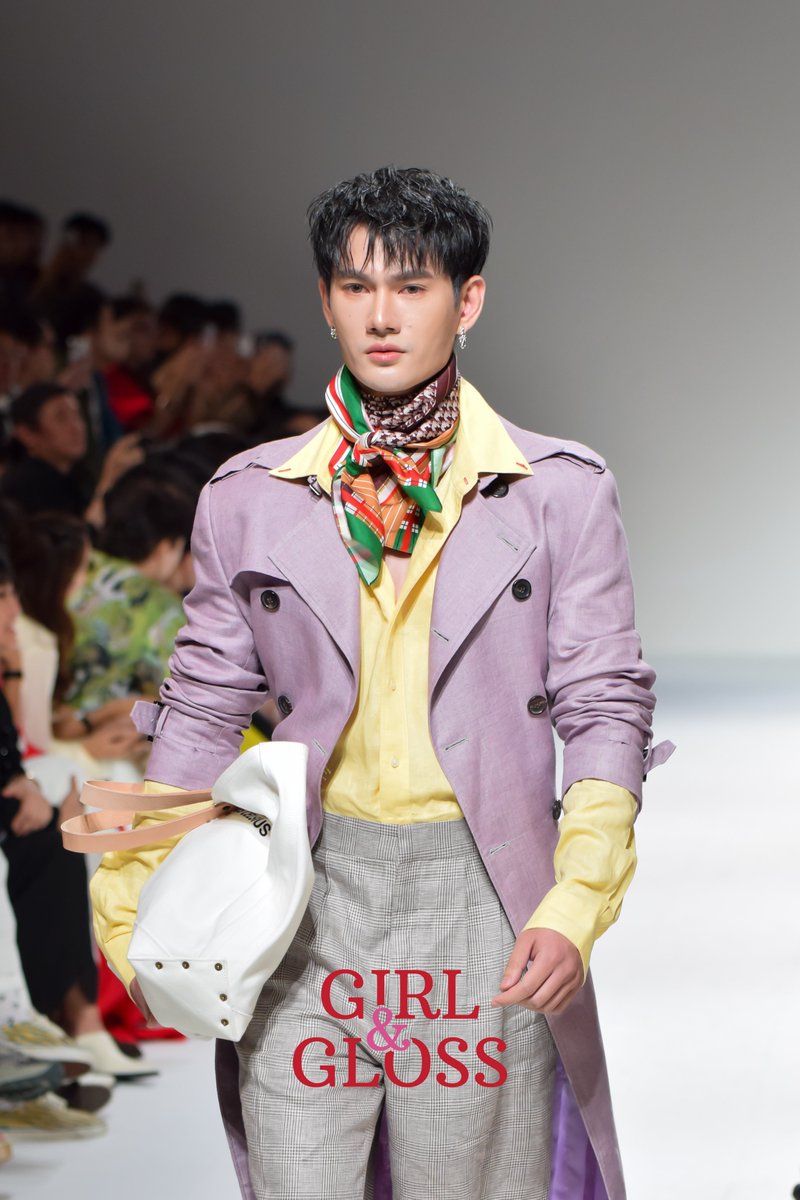 girlngloss's tweet photo. "พาเวล นเรศ" #pavelphoom บนรันเวย์โชว์ 
37°c Thirty-seven degrees Celsius​ 
At Siam Paragon Bangkok International Fashion Week 2026 💜

PPV BIFW26 SIAM PARAGON

#SiamParagonBIFW2026xPoohPavel #PoohPavel #37DegreesCelsius #37C #BIFW2026 https://t.co/SQntXfo9AW