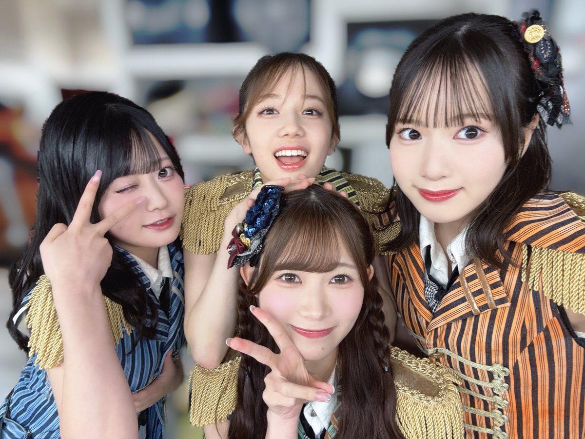 erichan_akb48's tweet photo. 「RESET」公演ありがとうございました！
お昼も夜もとっても楽しかったです！
ほんわかしたメンツでしたね！
17期4人もいた！！ https://t.co/JVsgO1oK5M