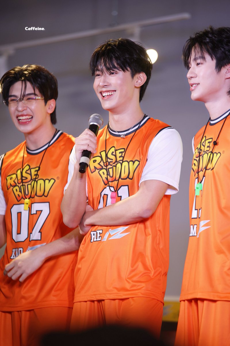 caffeine241008's tweet photo. น้องพาย+หน้าม้าลง = ถูกต้องที่สุด🥺🫰🏻

iZ x RISEBUDDY NATION

#iZxRISEBUDDYNATION
#PieLattanan  ; #iZ https://t.co/iuZx9B3siS