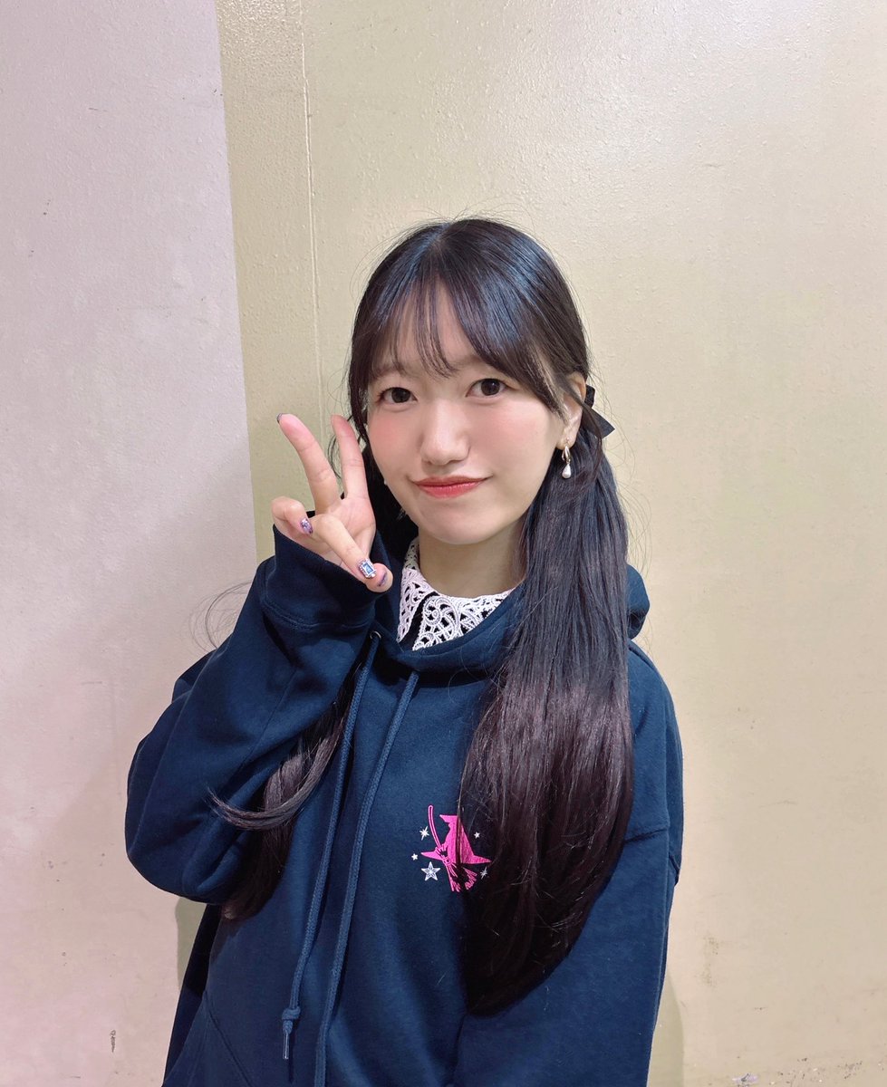 inoue_honokuma's tweet photo. 今日という日をずっと楽しみにしていました🌈
大好きならく魔女を皆さんと一緒に大切にできる時間が本当に幸せで、今も胸がいっぱいです💭
長く愛され続けているらくだい魔女の世界が、これからもたくさんの方の心に届きますように🪄
今日は本当にありがとうございました✨
また会いましょう、ムンデ♪ https://t.co/uuliPXDv0H