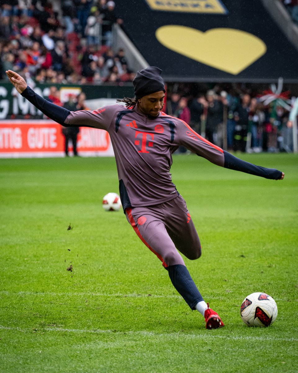 FCBayern's tweet photo. 💫 https://t.co/td7vVF0esx