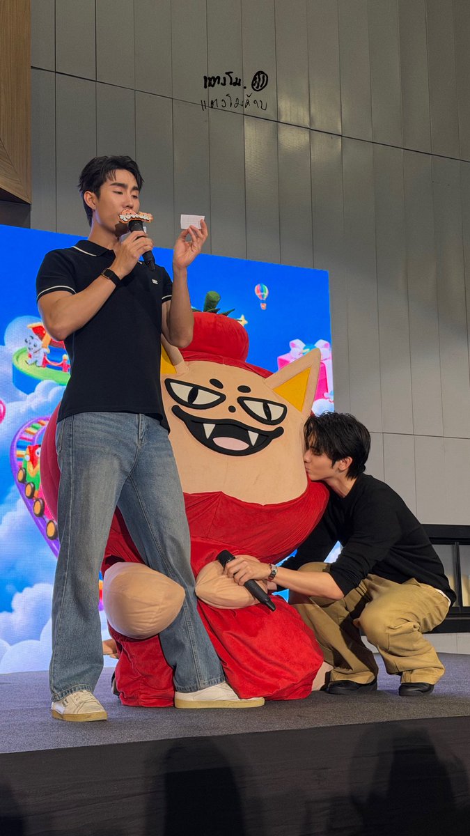 tdr_tmmj's tweet photo. น่ารักมาก แงงงงงงงง

FORCEBOOK MAFOX FAM TIME
#GMMTVFANIVAL2026HappyFamilyxFB https://t.co/9Wy95f3T7J