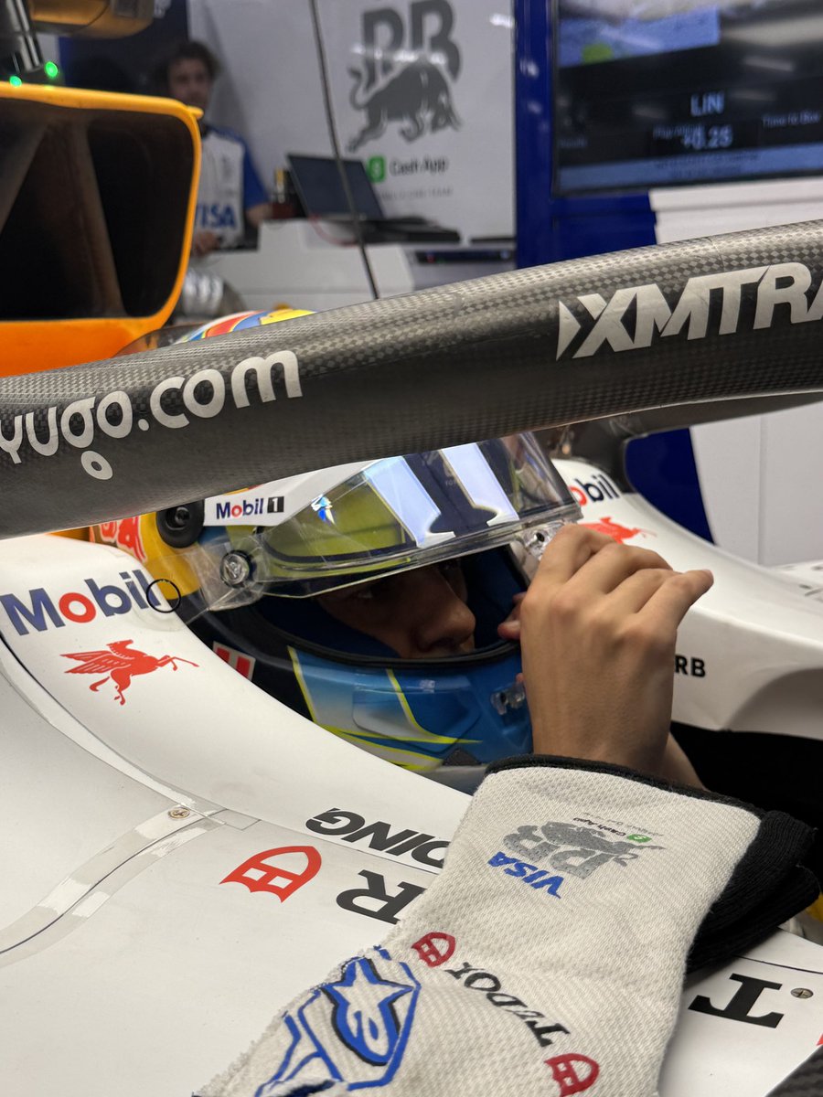 visacashapprb's tweet photo. Ready to goooooo!! 🫡

#F1 #VCARB #SingaporeGP https://t.co/yNxLgejXVS