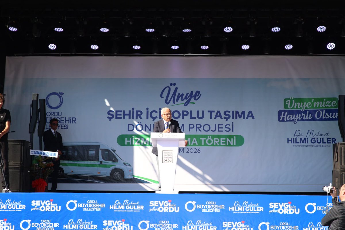 mhilmiguler's tweet photo. Ünye’mizde toplu ulaşımda yeni bir dönemi başlattık.

Ünye Şehir İçi Toplu Taşıma Dönüşüm Projemizi hizmete aldık. Yenilenen araçlarımız, 4’ten 10’a çıkardığımız hat sayımız ve engelli erişimine uygun ulaşım imkânlarımızla Ünye’mizde toplu taşımayı daha modern, konforlu ve erişilebilir hale getirdik.

Göreve geldiğimiz günden bu yana Ünye’mize kazandırdığımız 4 milyar TL’lik yatırımlarla ilçemizin gelişimine katkı sunmaya devam ediyoruz.

Yeni toplu taşıma sistemimiz Ünye’mize ve tüm hemşehrilerimize hayırlı olsun.