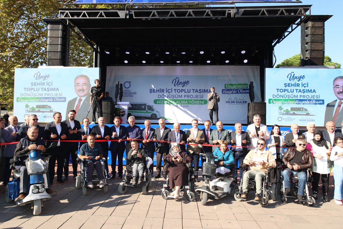 mhilmiguler's tweet photo. Ünye’mizde toplu ulaşımda yeni bir dönemi başlattık.

Ünye Şehir İçi Toplu Taşıma Dönüşüm Projemizi hizmete aldık. Yenilenen araçlarımız, 4’ten 10’a çıkardığımız hat sayımız ve engelli erişimine uygun ulaşım imkânlarımızla Ünye’mizde toplu taşımayı daha modern, konforlu ve erişilebilir hale getirdik.

Göreve geldiğimiz günden bu yana Ünye’mize kazandırdığımız 4 milyar TL’lik yatırımlarla ilçemizin gelişimine katkı sunmaya devam ediyoruz.

Yeni toplu taşıma sistemimiz Ünye’mize ve tüm hemşehrilerimize hayırlı olsun.