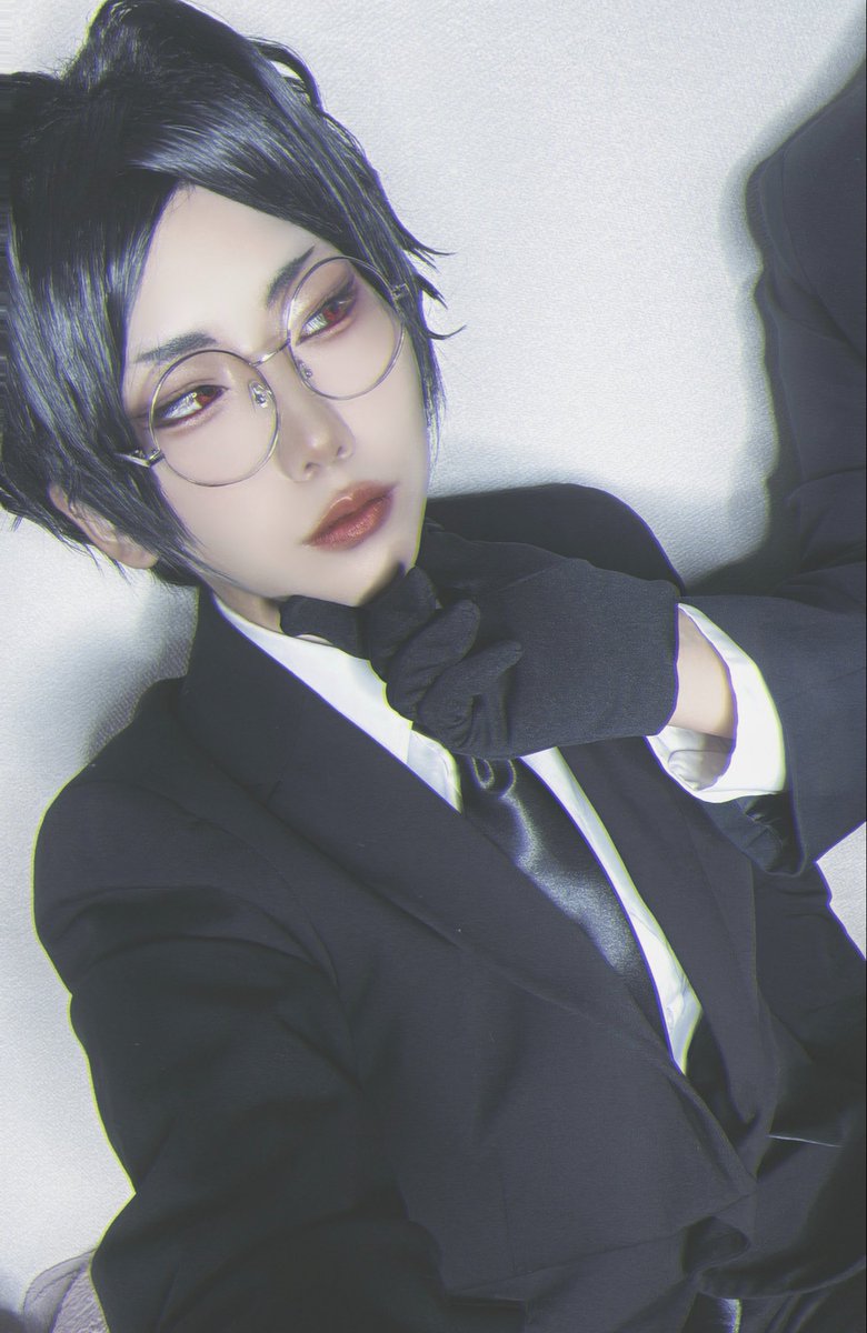 See_Ra__45's tweet photo. でびゅ✌️✨
今日ばーすでーの彼は私となかにはまだ早くていません！！！！
なかさんの布教のかいありまして1週間でほとんど終わりました✌️あまりにもおもろすぎるからね
ストーリーが天才すぎる👏素晴らしい👏
なかさん一緒にコスプレしてくれてありがとうね🥲
@hagaitainente https://t.co/3JvWBBAJ8f