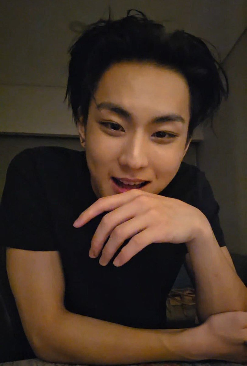 yipipsama's tweet photo. อย่ามาเร่นกะไฟนะจ้ะ https://t.co/eSmIByNt9x