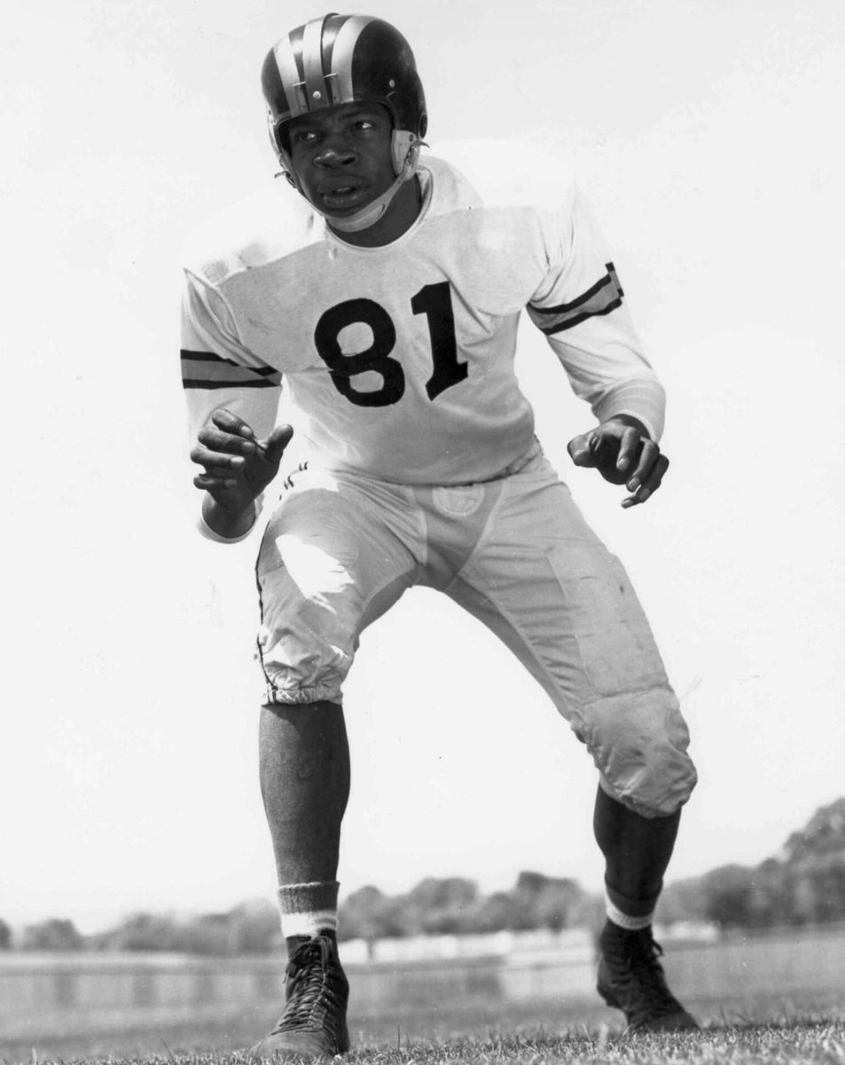 collegefbhist's tweet photo. Lamar Lundy (1954-57) was the first African American to receive a football scholarship to Purdue. https://t.co/9aFjTyWNDK