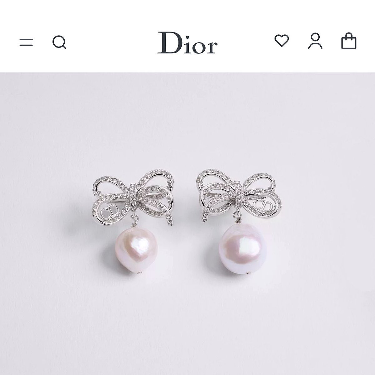 ___h___r___k__'s tweet photo. Dior新作 リボン×淡水パールは罪 https://t.co/a7947hOqMX