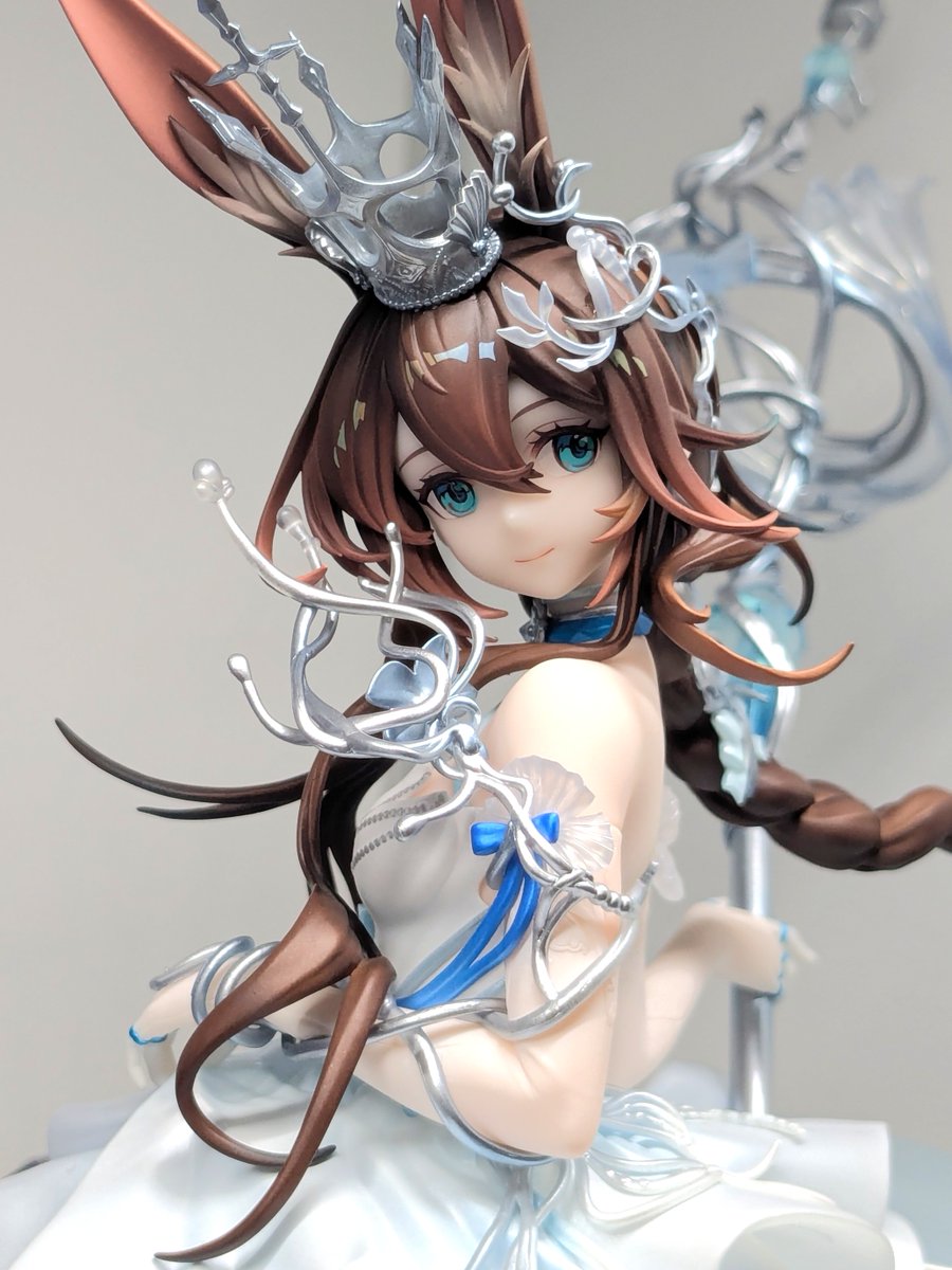 figckk07939356's tweet photo. アーミヤ @ myethos

いつも通りのmyethosクオリティで、各部の作り込みがヤバイですね。特に顔まわりの小物類の精度がヤバイです。

箱が思ったよりコンパクトサイズ。台座と本体は一体で、杖だけが組立仕様になっているのはgood https://t.co/h6JBSowE62