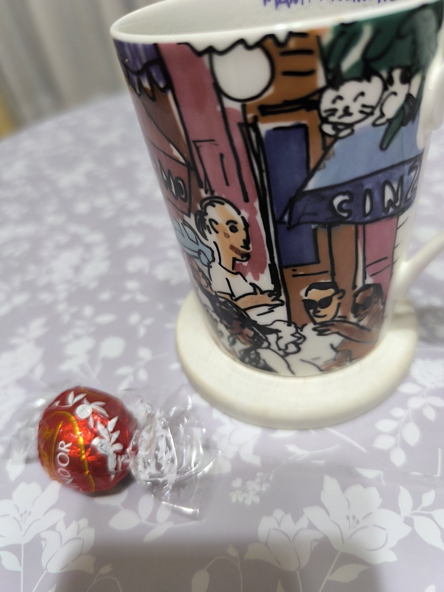 0417Yoshiko's tweet photo. 大事に取ってあった🍫
ラス1🥲︎

美味しかったよ～ https://t.co/WWDOKU2Y8k