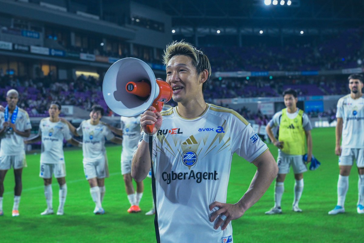 FcMachidaZelvia's tweet photo. 🔷𝐓𝐨𝐝𝐚𝐲’𝐬 𝐇𝐞𝐫𝐨👑
#明本考浩 選手

京都サンガF.C. 戦
#FC町田ゼルビア #zelvia https://t.co/o8K6y1Qe2W