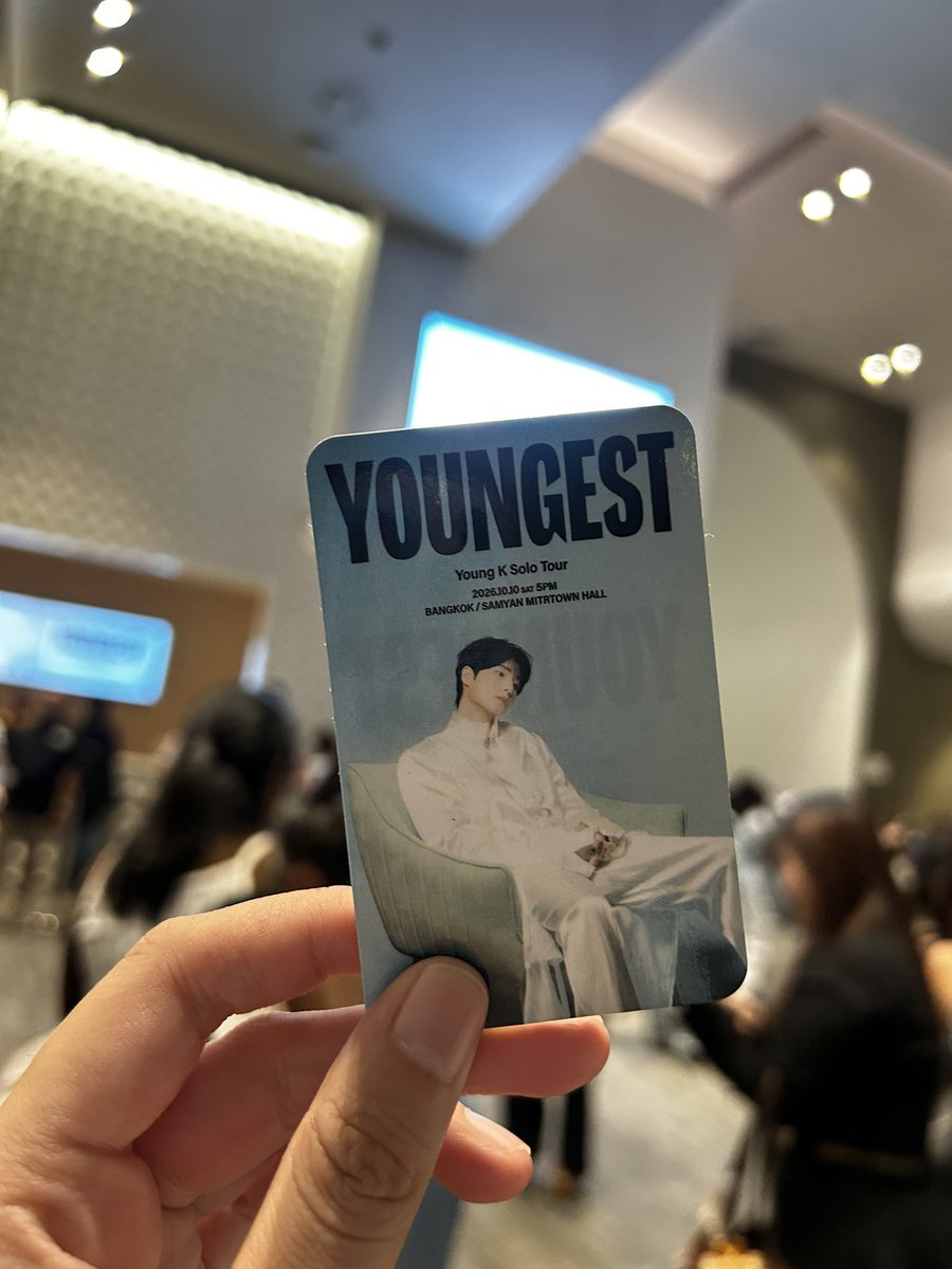 mayxtrp's tweet photo. คอนหลงก็เตรียมรับบัตรกระดาษ 30 บาทแบบนี้ได้เลย555555444 

ขอร้องอย่าเรียกตัวเองว่าบัตรแข็งเลยนะ🥲 https://t.co/frg5WeruVr